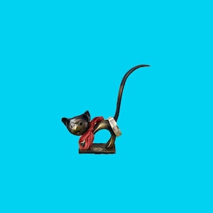 Vintage Brass Cat Ring Holder - Mid-Century Modern Kitten Figurine - Long Tail Jewelry Organizer - Cat Lover Gift 4.5”