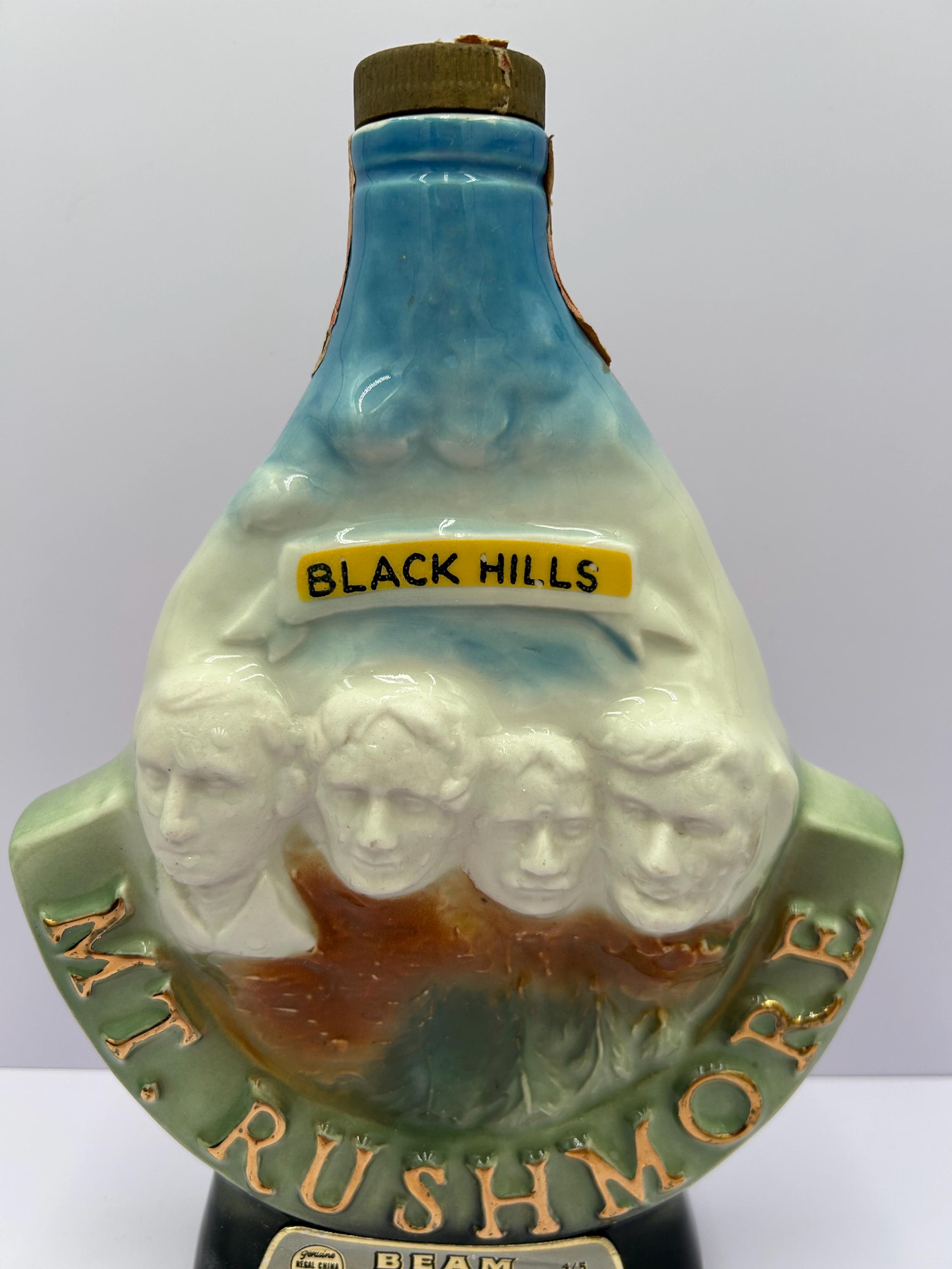 Vintage 1969 Jim Beam Mt. Rushmore Black Hills Decanter - Empty 