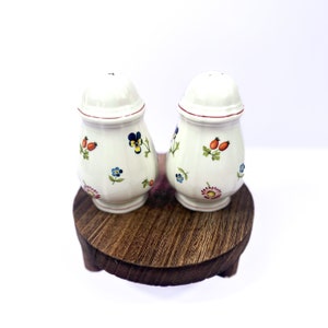 Beautiful Vintage Villeroy Boch Petite Fleur Salt And Pepper Shakers