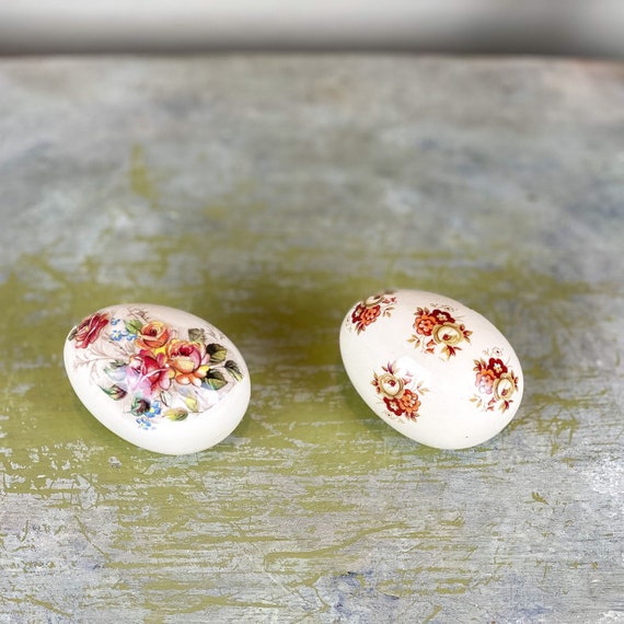 Vintage Porcelain Ceramic floral eggs  Eggs, Vintage Easter decor