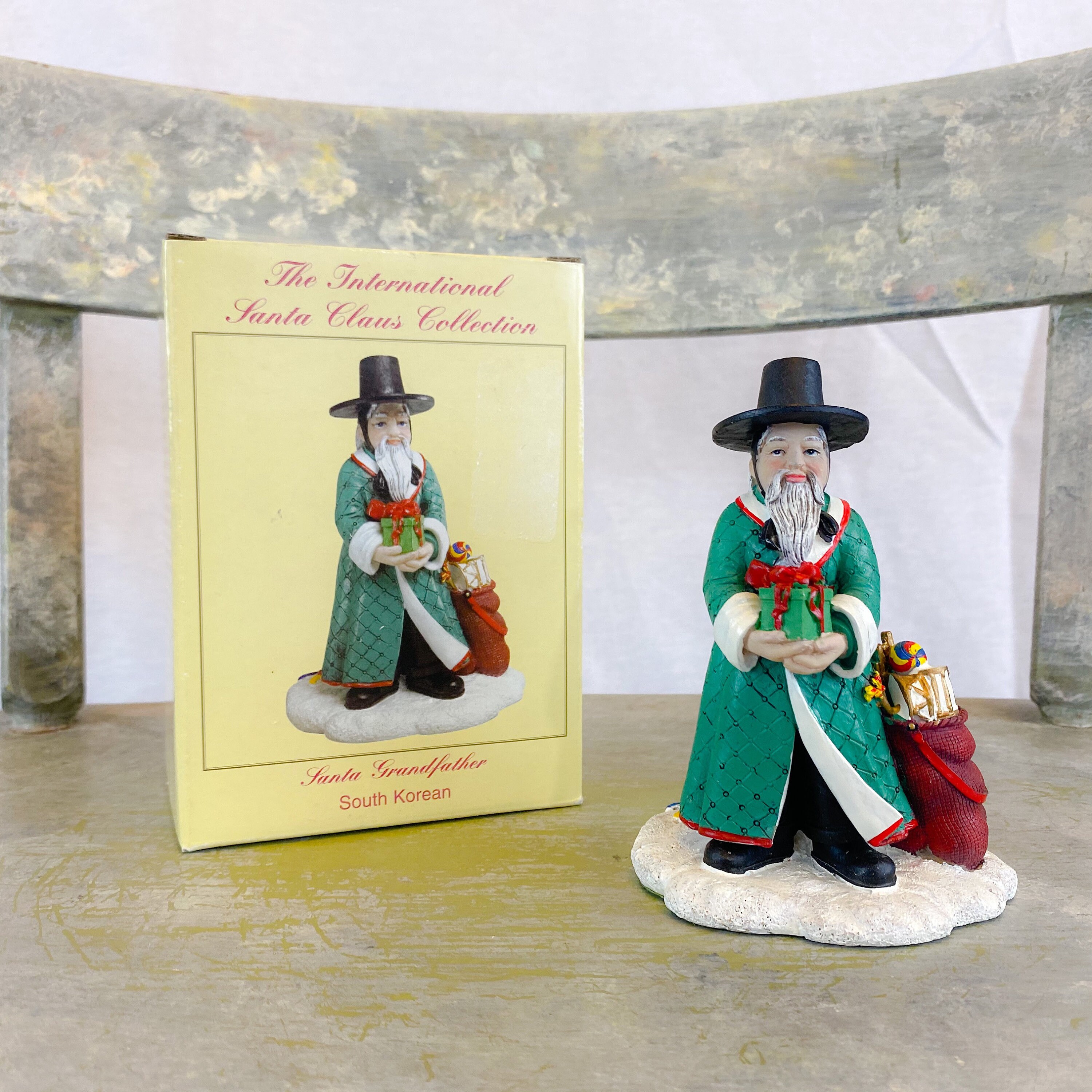South Korean | Santa Grandfather | the International Santa