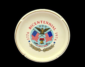 ビンテージピュータープレート1976アメリカ建国200周年記念1776-1976 Vintage 1976 Bicentennial Ceramic Ashtray - 200 Years of Progress
