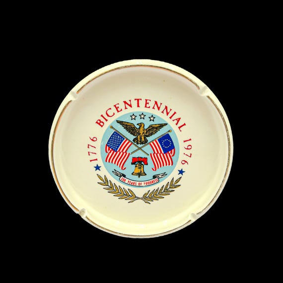 Vintage 1976 Bicentennial Ceramic Ashtray - 200 Years of Progress
