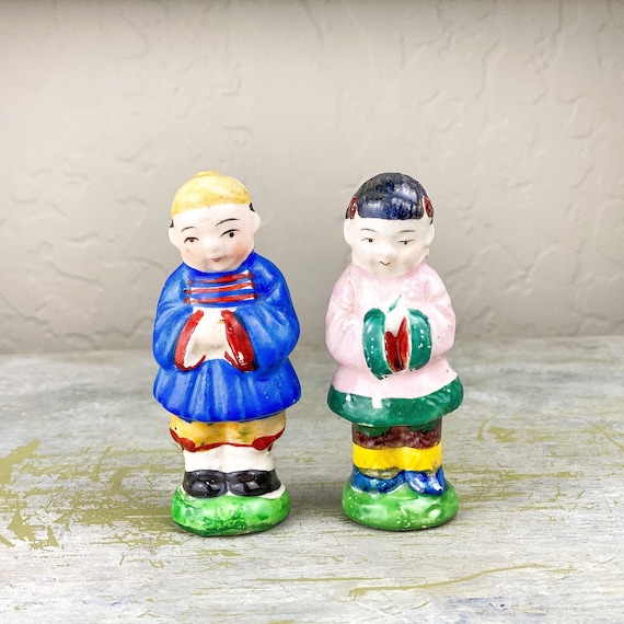 Vintage Ceramic Asian Couple Boy Girl Salt & Pepper Shaker Set