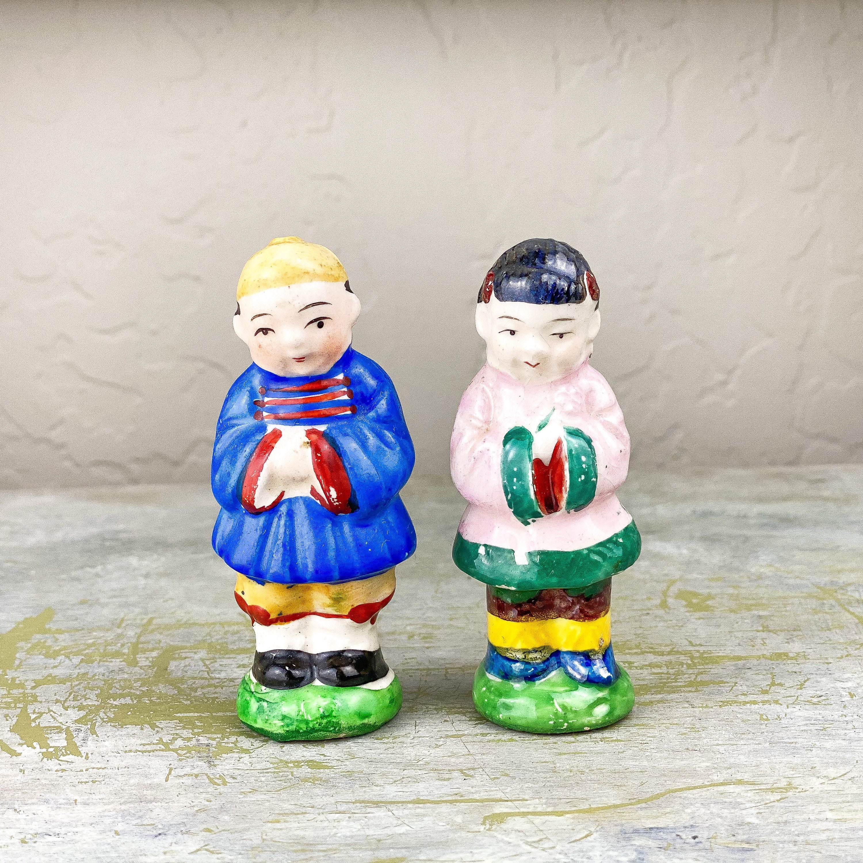 SWIMMER salt and pepper set　中華風陶器人形 Vintage Ceramic Asian Couple Boy Girl Salt & Pepper Shaker Set