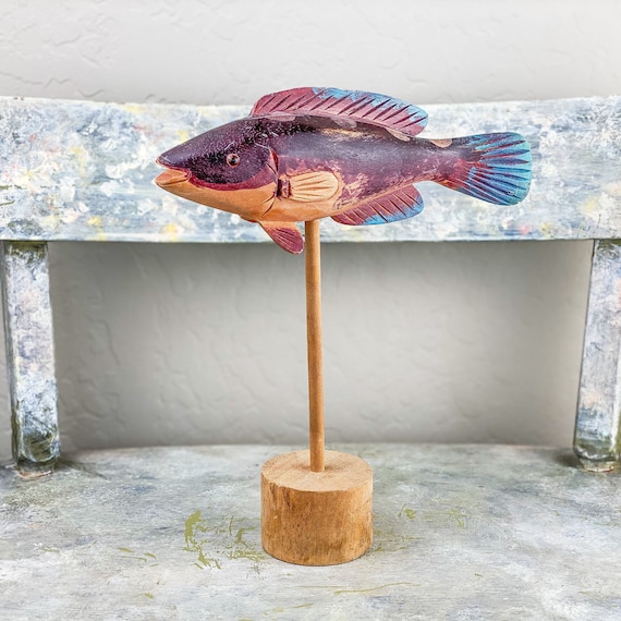 Hand Painted Fish on Log Stand Fishing Cabin Decor Man Cave Gift 7.4x8.5 AS  IS -  Canada