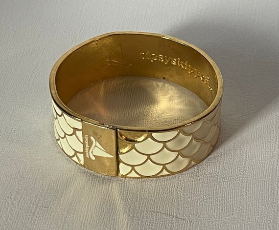 Vintage bracelet, white and gold bracelet, signed… - image 5