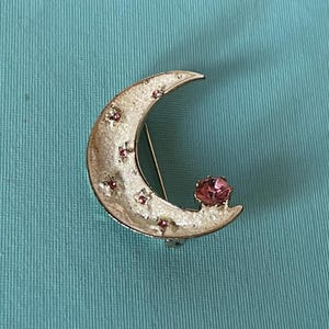 Vintage Mond Brosche, Halbmond Anstecknadel, Strass Mond Brosche, rosa Mond Anstecknadel, zum Mond und zurück, Mond Schmuck, Mond Pin Vintage, Mond