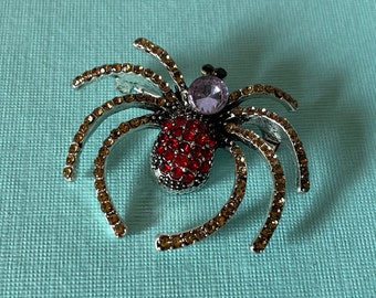 Rhinestone spider brooch, red spider pin, Halloween spider brooch, tarantula brooch, rhinestone spider pin, insect brooch, gold spider pin