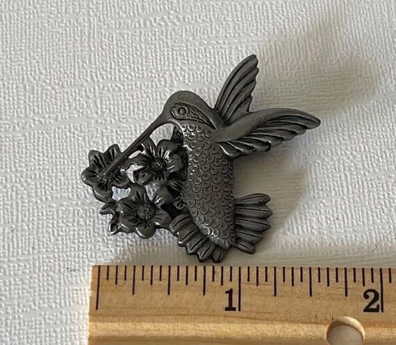 Vintage hummingbird brooch, pewter hummingbird br… - image 5