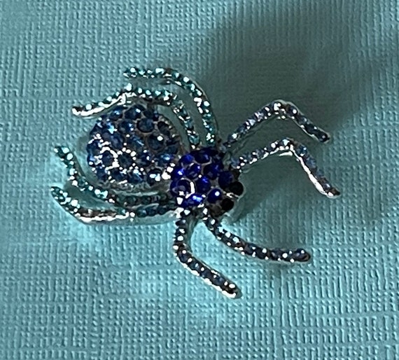 Blue rhinestone spider brooch, spider jewelry, rh… - image 4