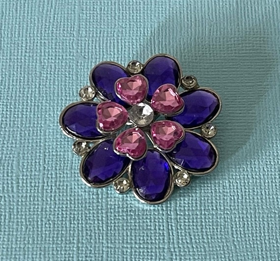 Vintage flower brooch, rhinestone flower pin, pur… - image 3