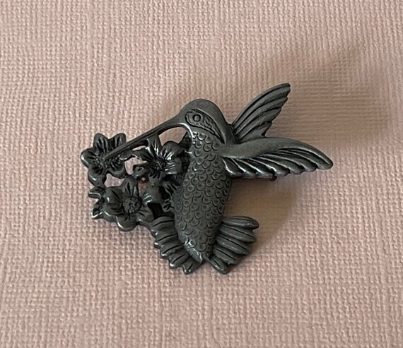 Vintage hummingbird brooch, pewter hummingbird br… - image 7