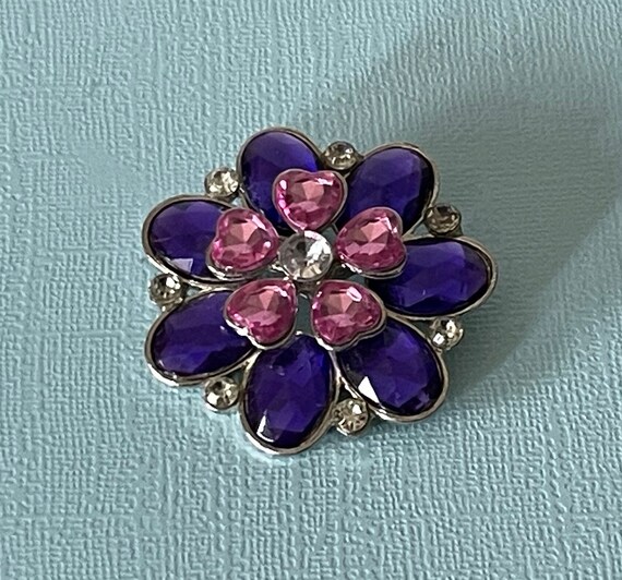 Vintage flower brooch, rhinestone flower pin, pur… - image 4