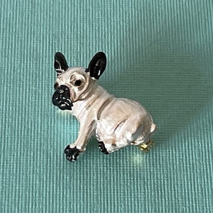 French bulldog brooch, dog jewelry, white dog pin, bulldog brooch, french bulldog pin, dog gifts, dog pin, white and black dog pin, dog gift