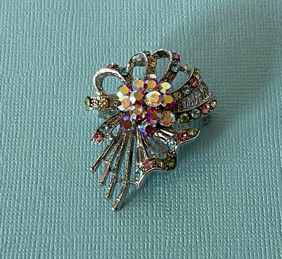 Vintage flower brooch, rhinestone flower brooch, … - image 8