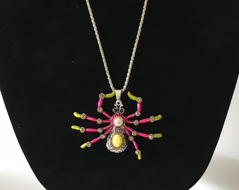 Kitsch Halloween large glitter spider charm necklace pendant choose colour
