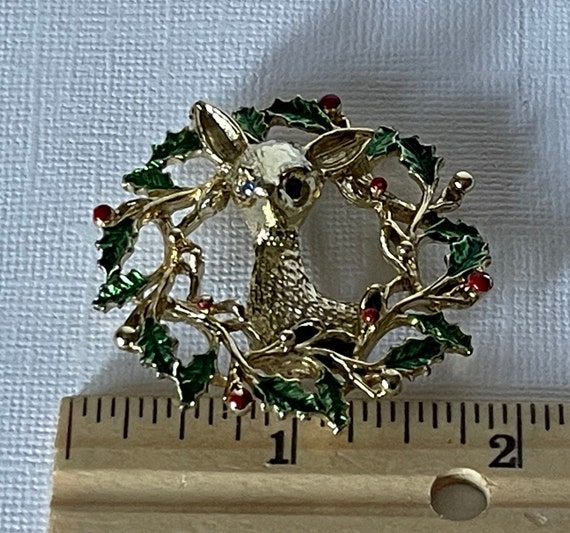 Vintage reindeer brooch, vintage wreath brooch, r… - image 4
