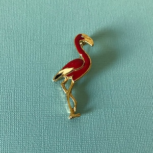VIntage flamingo pin, bird pin, enamel flamingo brooch, red flamingo pin, gold flamingo pin, Delaney, vintage flamingo brooch, bird brooch