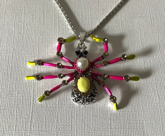 Large spider necklace, pink spider necklace, yell… - image 7