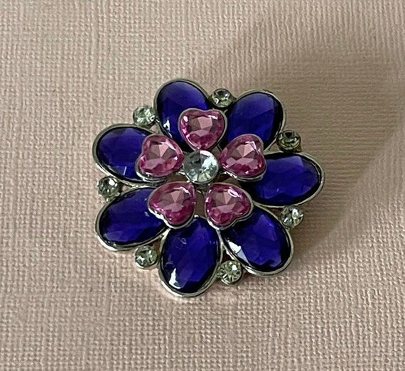 Vintage flower brooch, rhinestone flower pin, pur… - image 8