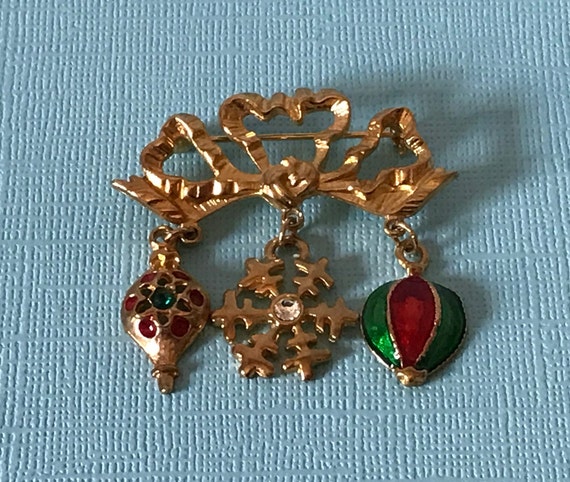 Vintage Christmas pin, ornament brooch, snowflake… - image 2