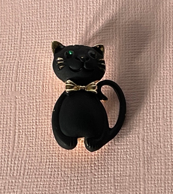 Black cat brooch, green eye cat, rhinestone cat pi