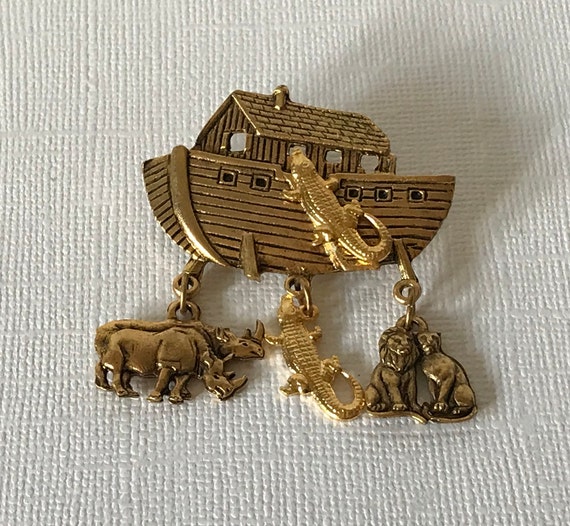 Vintage Noah's ark brooch, gold Noah's ark brooch… - image 3