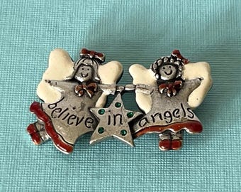 Broche vintage de anjo, broche "acredite nos anjos", broche de anjos em estanho, anjos de Natal, joia religiosa, broche de anjos assinado AJMO.