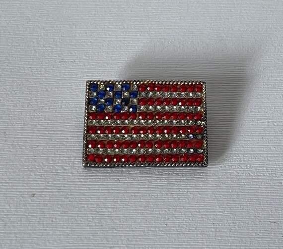 Pack Of 2 USA Flag Rhinestone Brooches – American Flag Pin, Hard Enamel & Crystal, Fashion Accessory