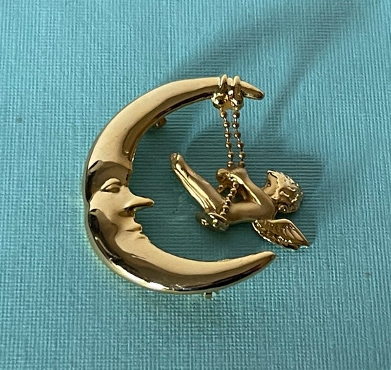 Vintage angel brooch, angel swinging from moon pi… - image 3