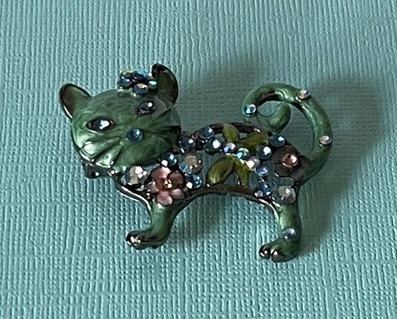 Cat brooch, rhinestone cat pin, green cat pin, hi… - image 3