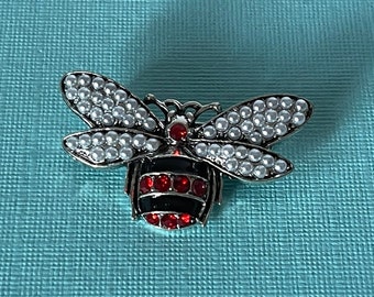 Rhinestone bee brooch, faux pearl bee pin, red bumble bee brooch, honey bee brooch, bee jewelry, red rhinestone bee brooch, bumble bee pin