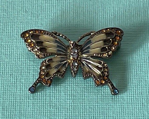 Monet Small Spinneret Silver Butterfly Pin 1963 – Estate Beads & Jewelry