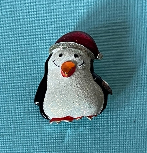 Vintage penguin pin, Christmas penguin brooch, gli