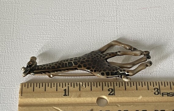 Large vintage giraffe brooch, giraffe pin, giraffe brooch vintage, animal brooch, Africa animal pin, zoo animal giraffe brooch, giraffe View 5