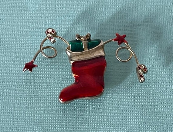 Vintage stocking brooch, Christmas stocking pin, … - image 3