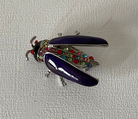 Purple roach brooch, rhinestone roach pin, beetle brooch, fly brooch, scarab pin, locust brooch, insect jewelry, roach pin, rhinestone bug View 4