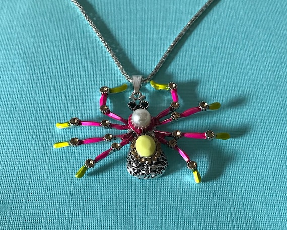 Large spider necklace, pink spider necklace, yell… - image 9