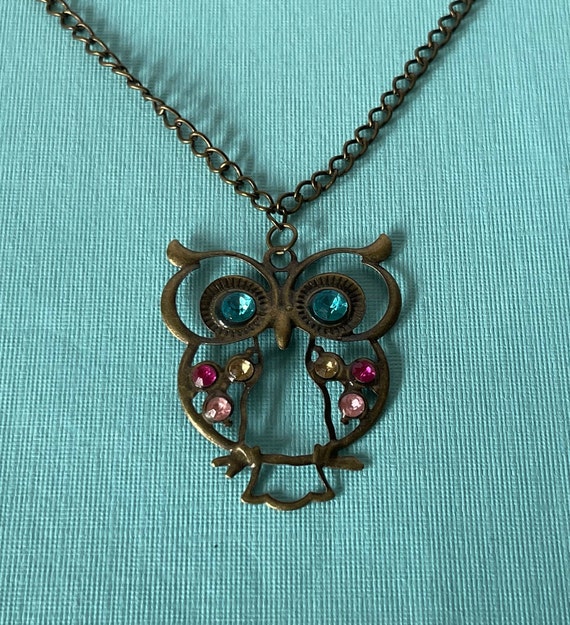 Vintage owl necklace, owl pendant, rhinestone owl 