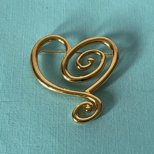 Large vintage heart brooch, heart jewelry, wedding heart pin, gold heart brooch, Valentine&#39;s heart pin Valentine&#39;s jewelry heart pin vintage