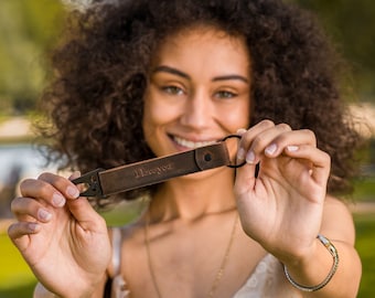 Engraved Rifle snap keychain, Customizable Leather Military Snap Hook Keychain, Brown leather Keychain, Gift for him