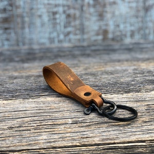 Handmade leather keychain, Black Hardware, personalized key fob, leather initial keychain, Made in USA, quick shipping wedding gift Tan