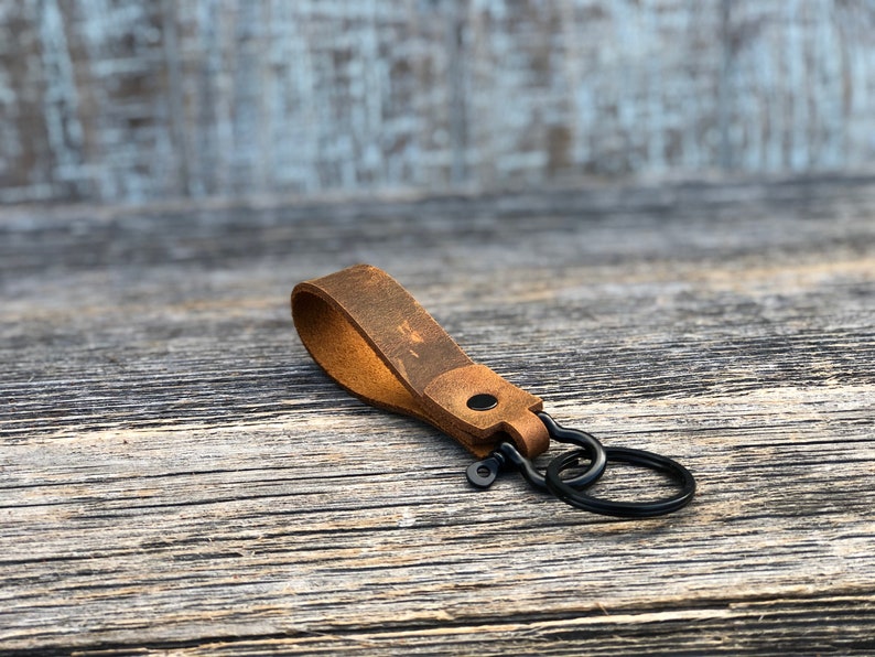 Handmade leather keychain, Black Hardware, personalized key fob, leather initial keychain, Made in USA, quick shipping wedding gift Tan