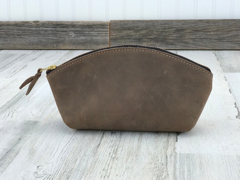 Leather Makeup Bag, Personalized Bridesmaid gift, Gift for Her, Leather Cosmetic Pouch, Cosmetics Bag, monogram toiletry bag Light Brown