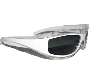 SpectraShield: Gafas de sol SpectraShield Y2K con montura blanca / transparente y lentes con tinte marrón