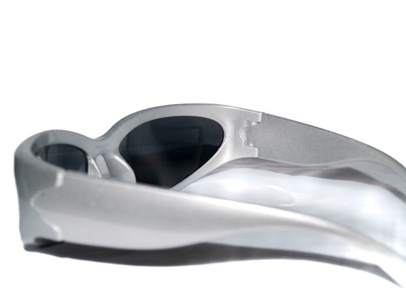 Millennium Chic: Y2K Retro Silver Sunglasses - Etsy