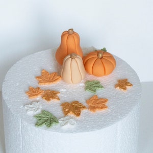Fondant pumpkins cake toppers,  edible fall decorations, Thanksgiving orange peach pumpkins cupcake toppers gold 3D figurine autumn