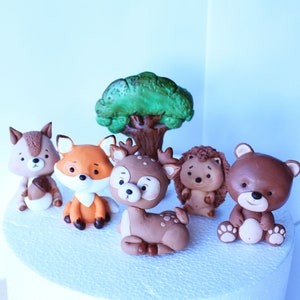 Fondant Woodland animals cake topper, deer fox 3D figurine bear squirrel fall acorn birthday party edible decoration figurines mushrooms