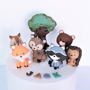 Woodland Animal Cake Topper, Fondant cake topper, Forest birthday party cake decoration  deer, bear, fox, squirrel, raccoon, hedgehog topper